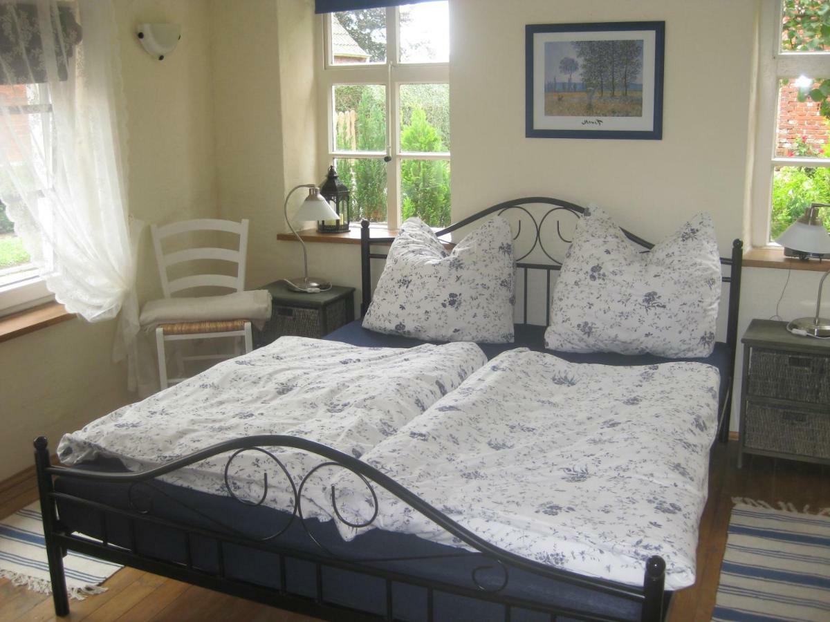Upleward Cottage ครุมเฮิร์น ภายนอก รูปภาพ